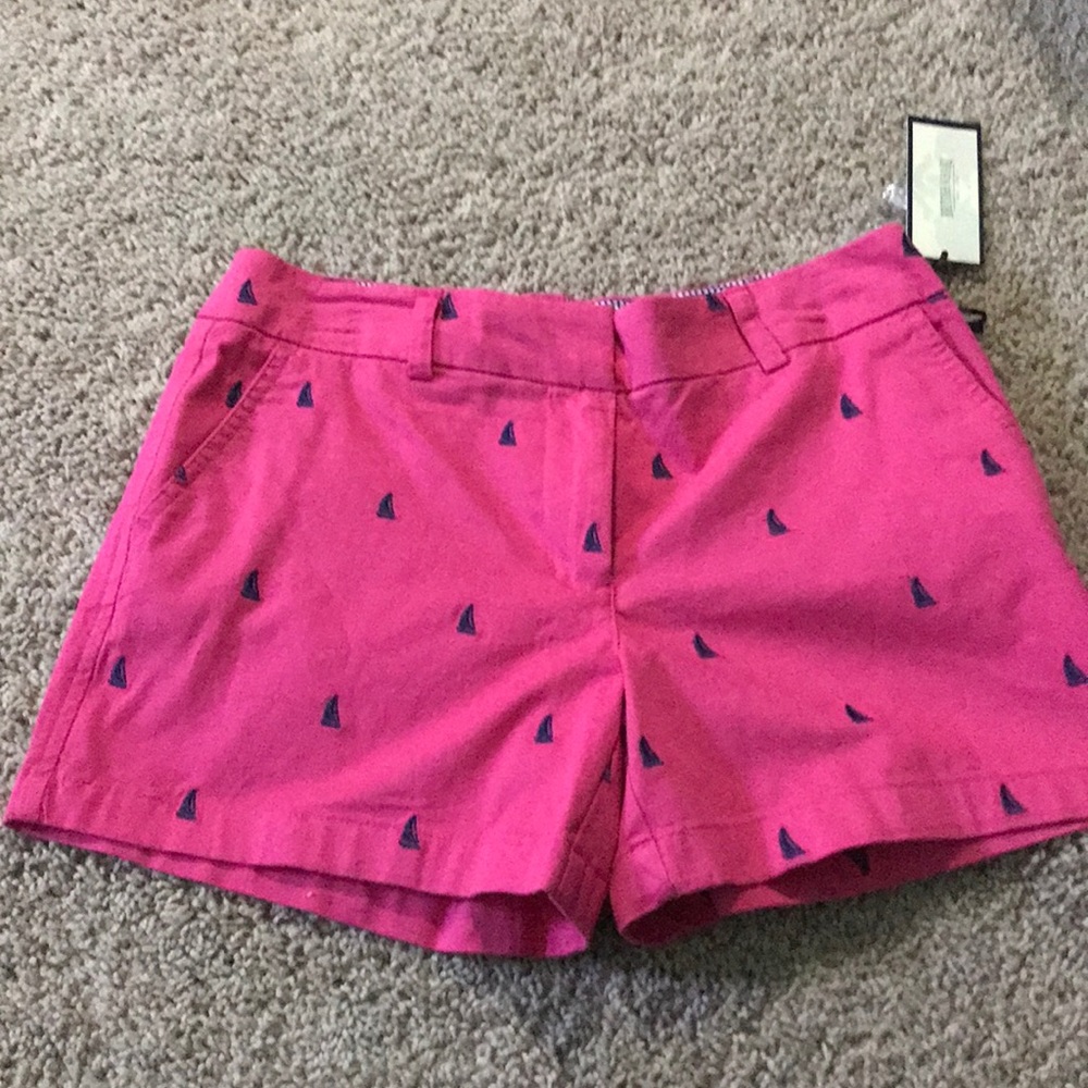 Chino shorts with sailboats